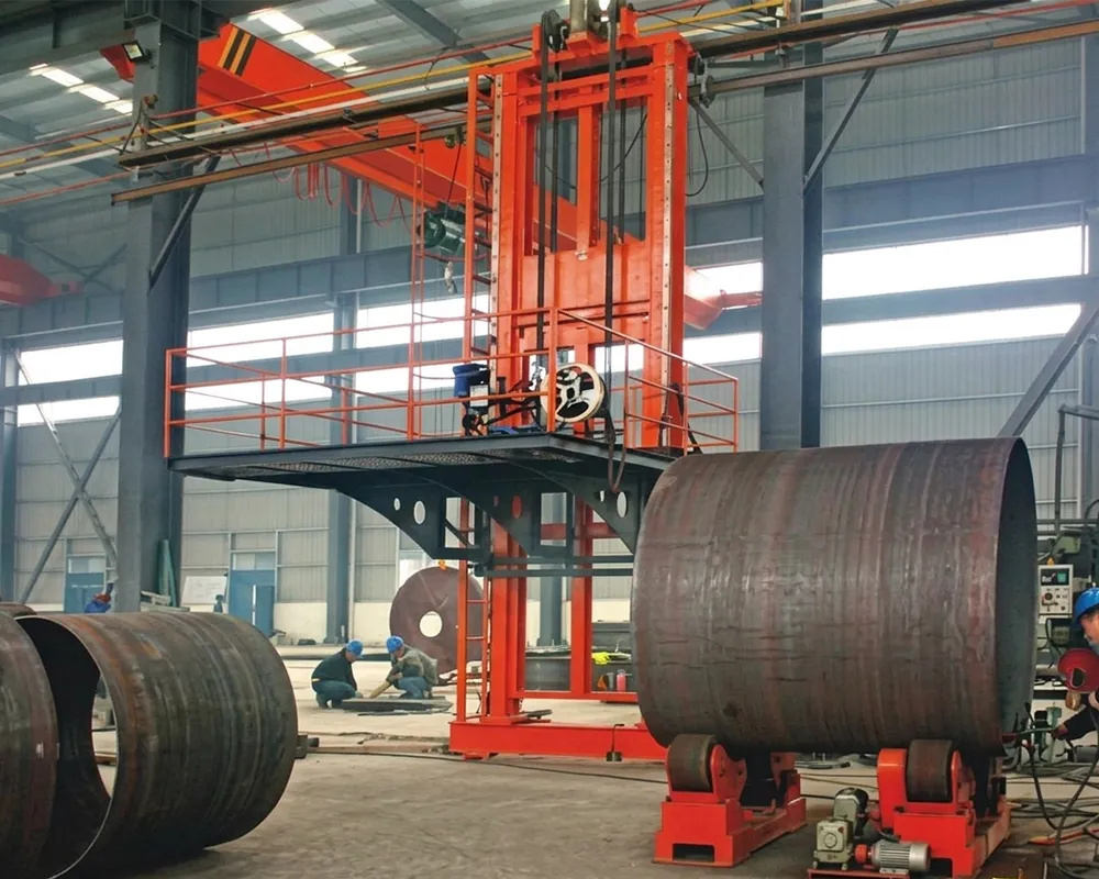 Automatic welding lifting platform