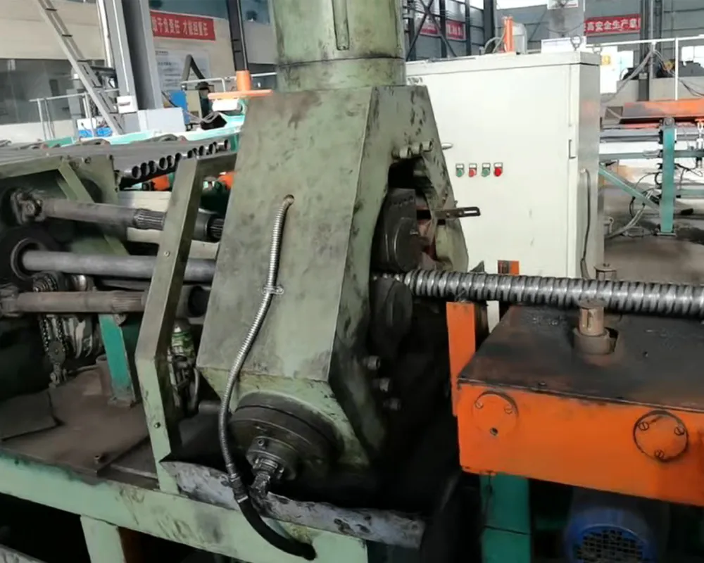 Threaded pipe processing